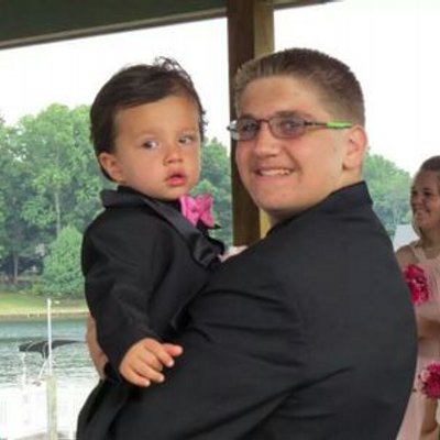 Profile Picture of Stephen Broy (@Stephen_Bro55) on Twitter