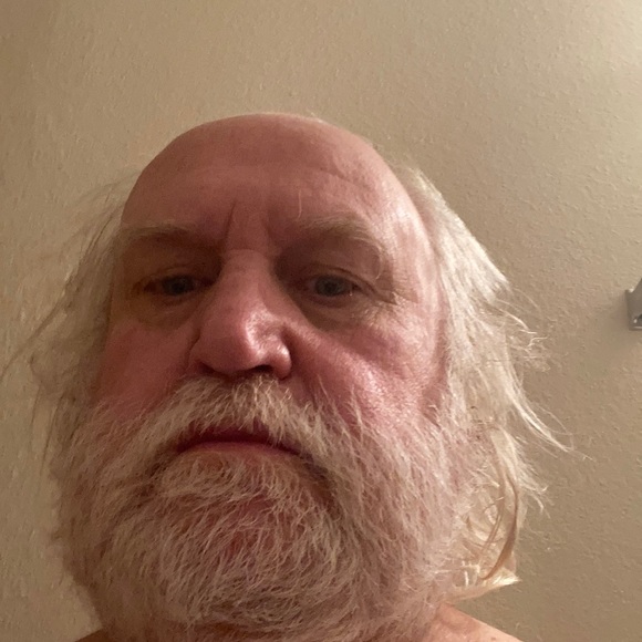Profile Picture of Larry Ring (@lring3b) on Poshmark