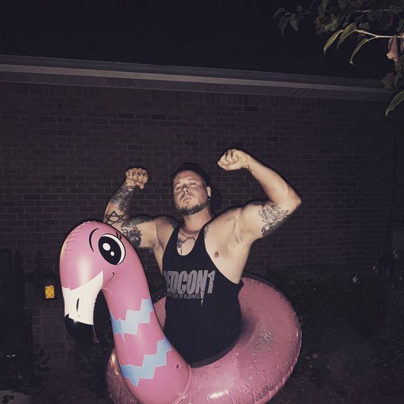 Profile Picture of Blake Poff (@poffblake) on Poshmark