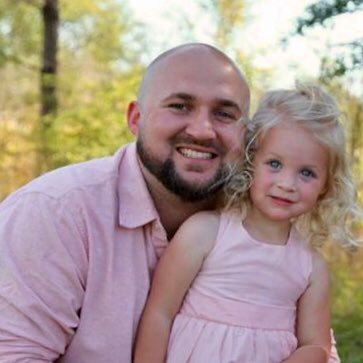 Profile Picture of Tony Purvis (@TonyPurvis7) on Twitter