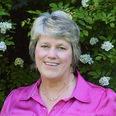 Profile Picture of Laurie Gifford Adams (@LaurieGAdams) on Twitter