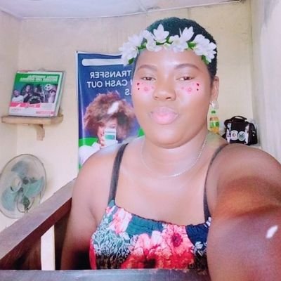 Profile Picture of Vivian Thompson (@VivianT45833043) on Twitter