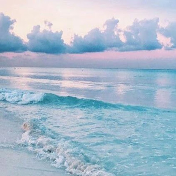 Profile Picture of Amani Njoroge (@amaninjoroge) on Poshmark