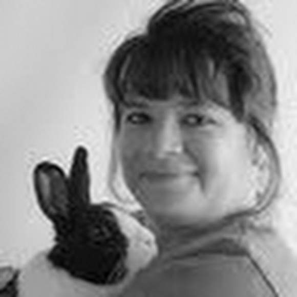 Profile Picture of Shawn V (@bebert2019) on Poshmark