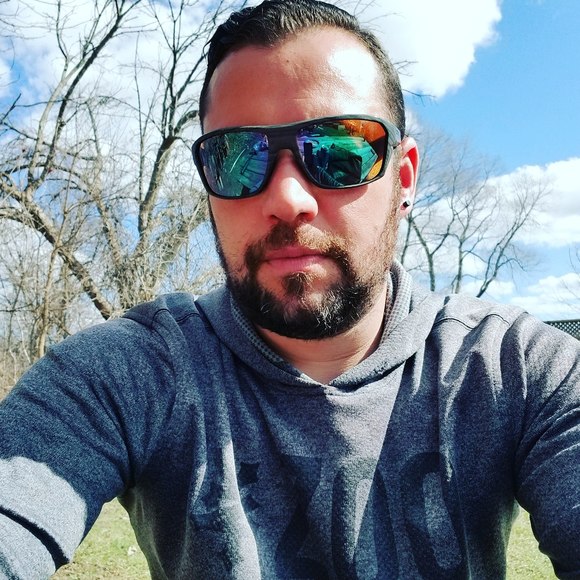 Profile Picture of Peter Medeiros (@peter_medeiros) on Poshmark