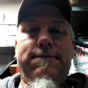 Profile Picture of Jeffery Davidson (@DavidsonJeffery) on Twitter