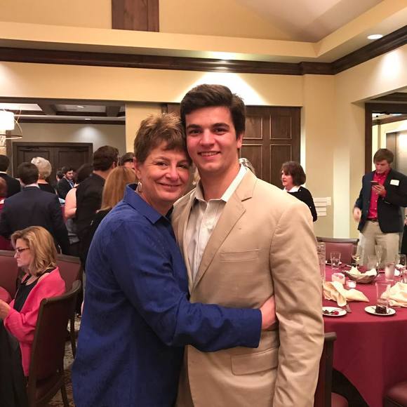 Profile Picture of Zach Zubel (@zzubel) on Poshmark