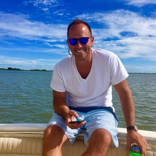 Profile Picture of Christopher Arnold (@chrisarnold76) on Instagram