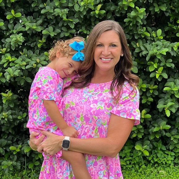 Profile Picture of Kristen Pinner (@kristenpinner) on Poshmark