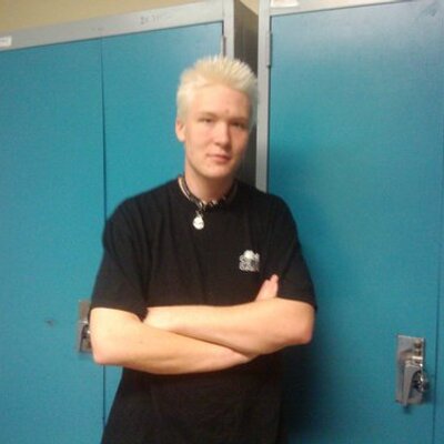 Donny Ray Chandler - Twitter Profile Picture of Donny Ray Chandler (@demonwolfdonny) on Twitter