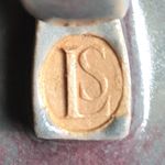 Profile Picture of Lorraine Singer (@lorrainesingerceramics) on Instagram