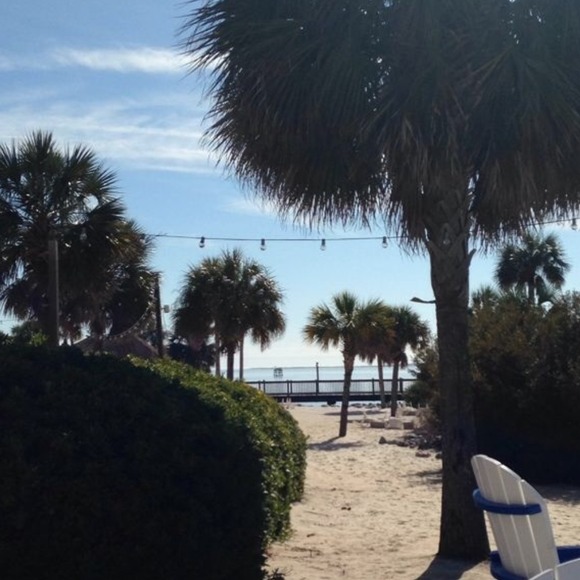 Profile Picture of Chrissy Casazza (@ccaz16) on Poshmark