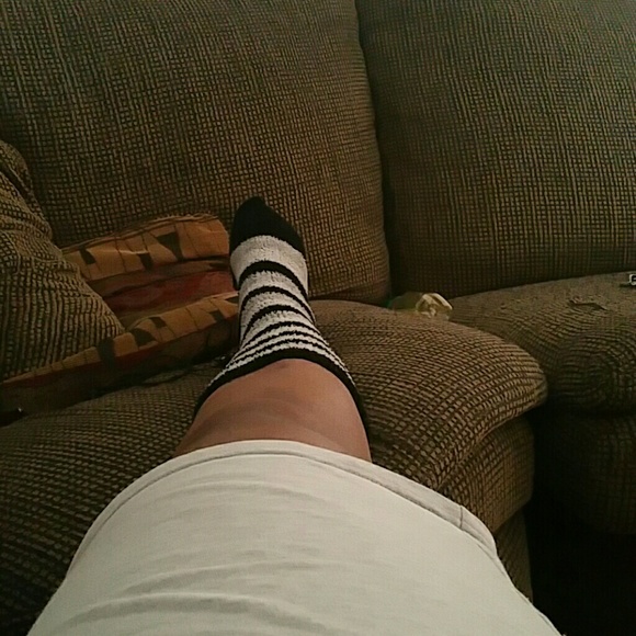 Profile Picture of Natalie Hansbury (@hanbury) on Poshmark