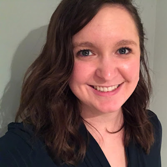 Profile Picture of Erica Eyre (@eeyre) on Poshmark