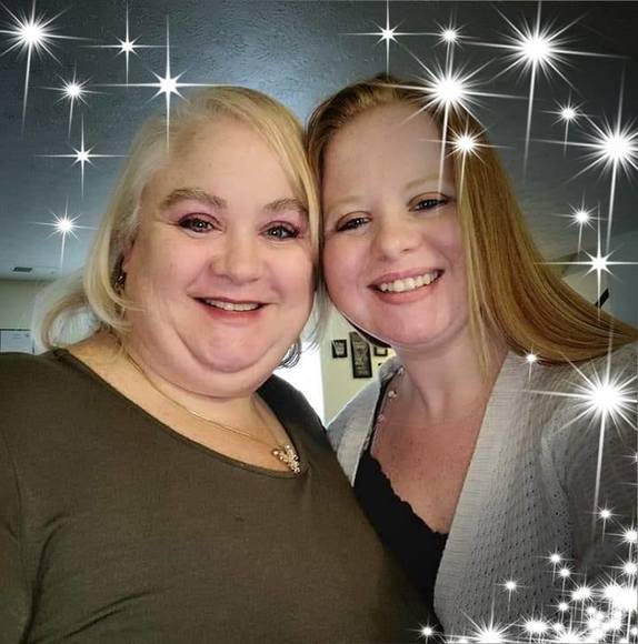 Profile Picture of Lisa Limbach (@annlimbach) on Poshmark