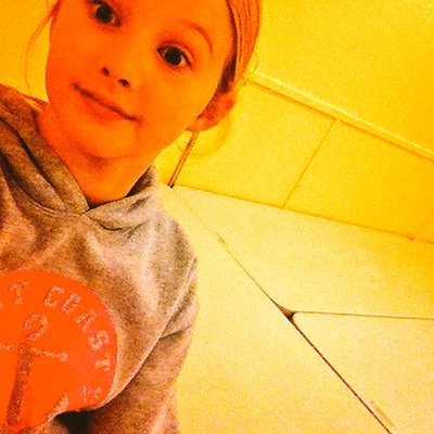 Cecily Davis - Twitter Profile Picture of Cecily Davis (@CecilyD47863354) on Twitter