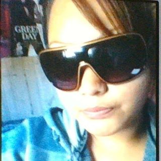 Profile Picture of Elizabeth Colomb (@Elizabeth-Colomb) on Facebook