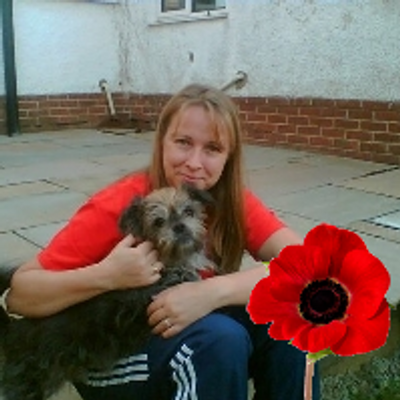 Profile Picture of Jo Mitchell (@MitchPixx) on Twitter