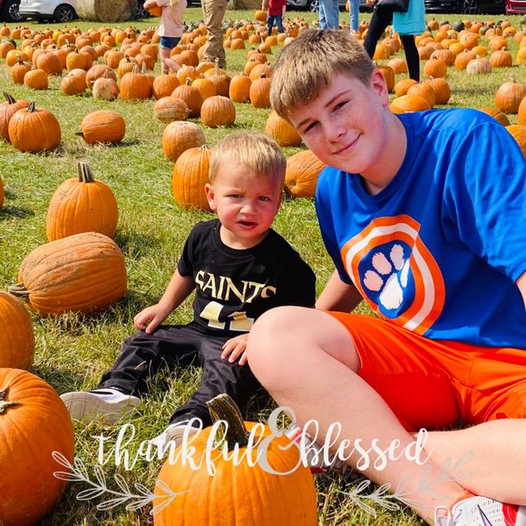 Katie Lee - Poshmark Profile Picture of Katie Lee (@katie_coggin) on Poshmark