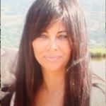 Profile Picture of Deanna Soucie-Keller (@oliveandleila) on Instagram