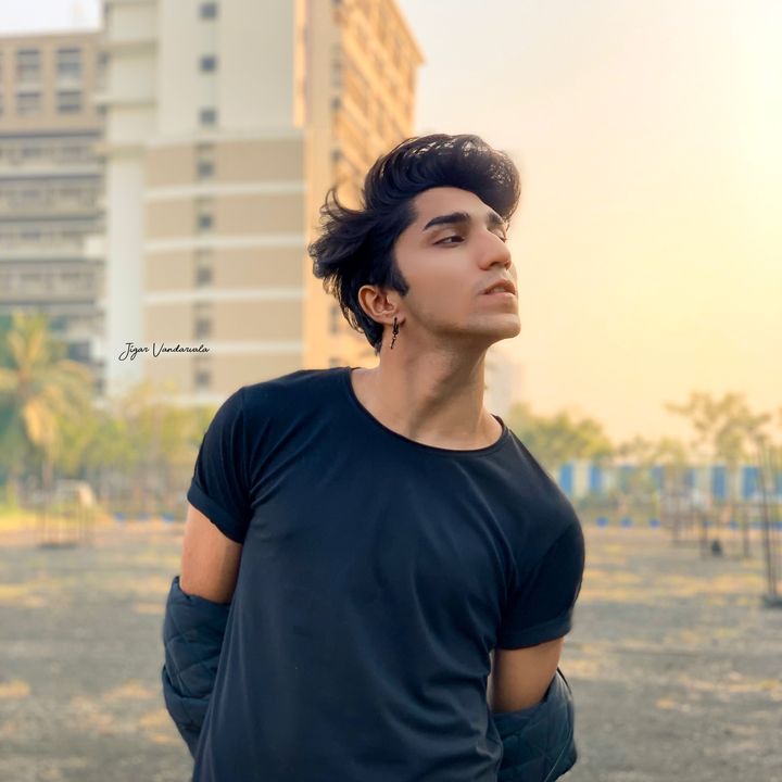 Profile Picture of   Professional stalkers be... (@alfessh) on Tiktok