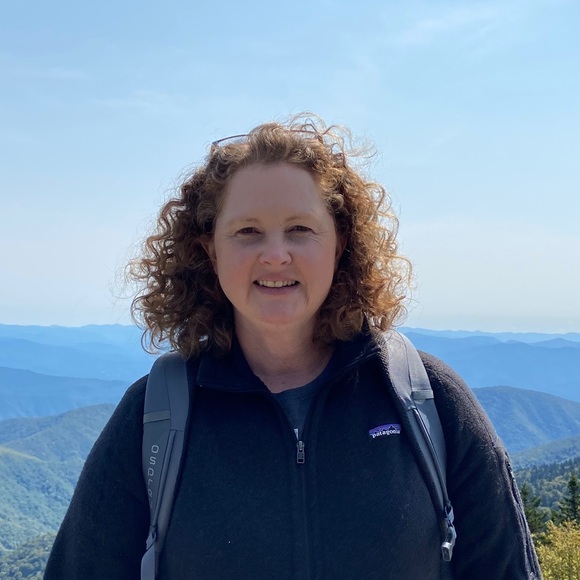 Profile Picture of Julie Lasater (@juliepl19) on Poshmark