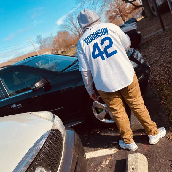 Profile Picture of Keno Fair (@afair1215) on Poshmark