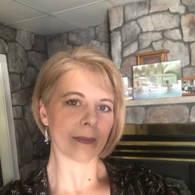 Profile Picture of Beth Lahr (@bdlahr) on Twitter