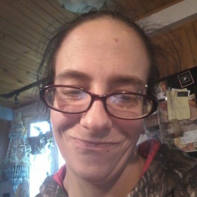 Profile Picture of Kari Cooley (@kari_cooley) on Twitter