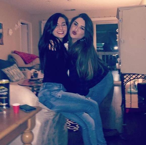 Profile Picture of Gabrielle Duet (@gabrielle_duet) on Poshmark