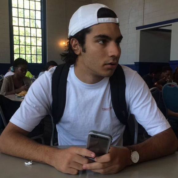 Profile Picture of Lucas Saffos (@lucassaffos) on Poshmark