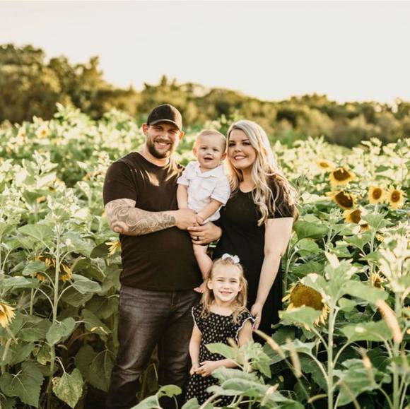 Profile Picture of Jami Covill (@jcovill1) on Poshmark