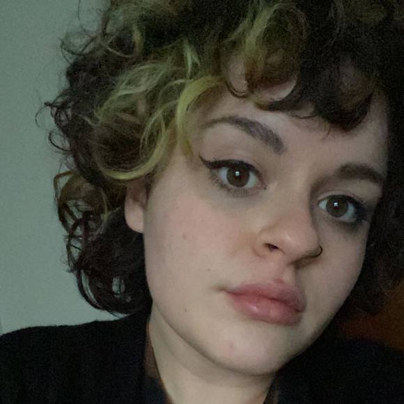 Profile Picture of Emily Pyska (@epyska) on Poshmark