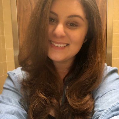 Profile Picture of Amber Guerra (@ResinNotSap) on Twitter