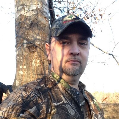 Profile Picture of Curtis Mooney (@chevymoon) on Twitter