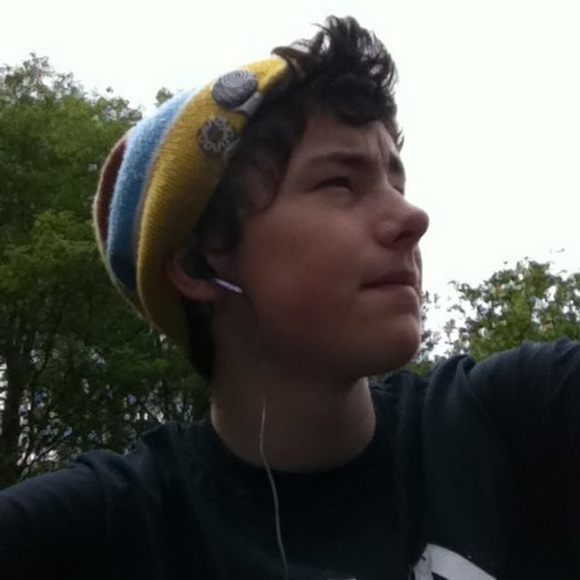 Profile Picture of Alex Waldron (@awaldron2292) on Poshmark