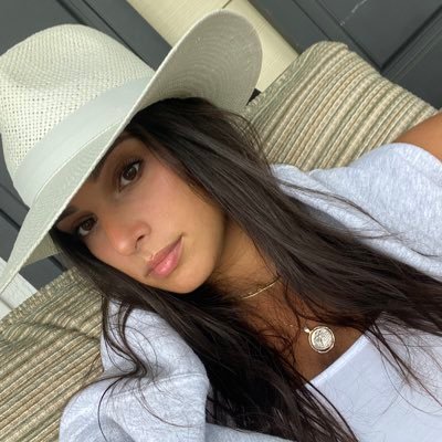 Profile Picture of Haley (@haleyforman) on Twitter