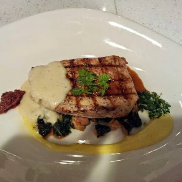 Profile Picture of Luke Choi (@poongzang) on Poshmark