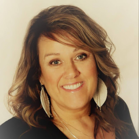 Profile Picture of Paula Granata (@realtorpaulag) on Poshmark