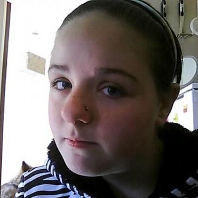 Profile Picture of Tori-leigh Craven (@XtoriXtorturerX) on Twitter