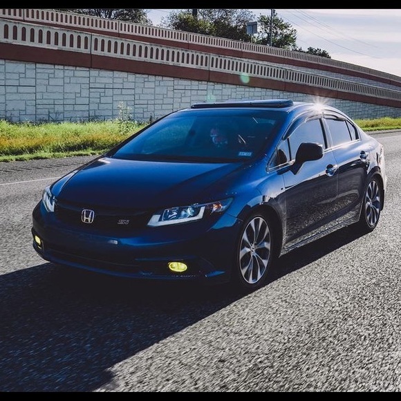 Profile Picture of Jesus Miranda (@jmir91) on Poshmark