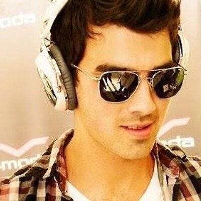 Profile Picture of Rolando Matt (@Roland_Marz) on Twitter