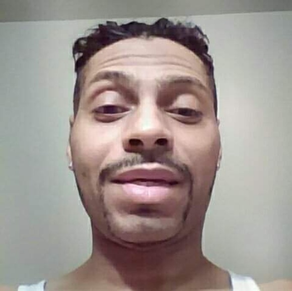 Profile Picture of Algier Smith (@smithsalgier) on Poshmark