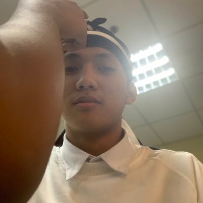 Profile Picture of Bert (@john_renbert) on Twitter