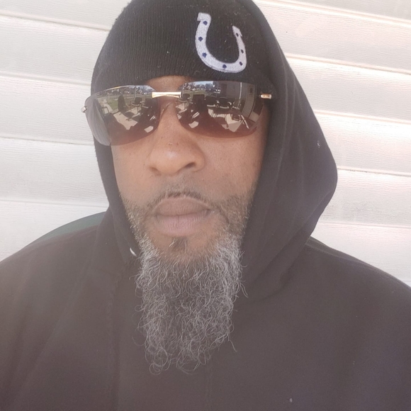 Profile Picture of Christopher Bridges (@christopherb671) on Poshmark