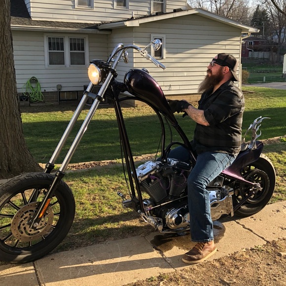 Profile Picture of Edward Shimek (@eshimek) on Poshmark