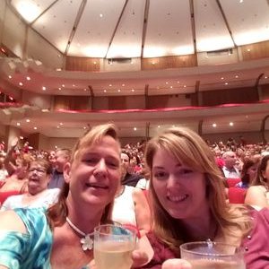 Profile Picture of Paula McKenna (@CaliMomSnow) on Twitter