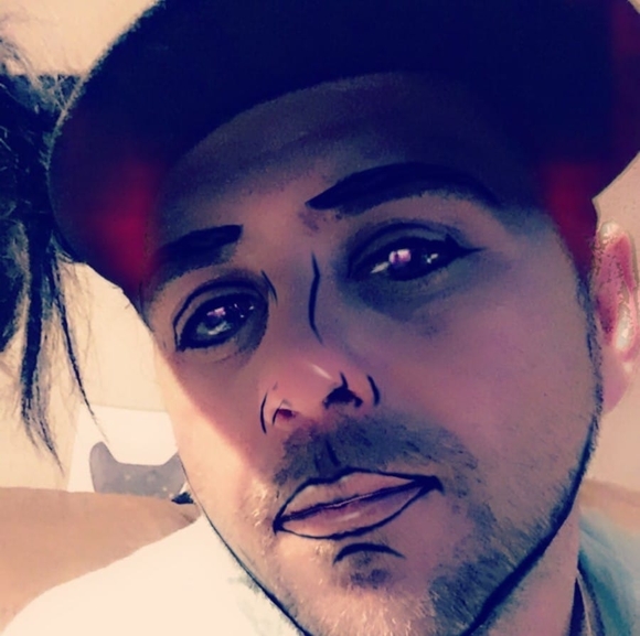 Profile Picture of Jason Lopez (@jasonlopez854) on Poshmark