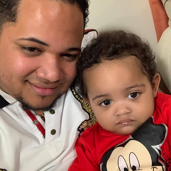 Profile Picture of Ramon ceballos Bencosme (@r_bencosme) on Poshmark