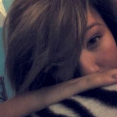 Profile Picture of Hayley Halstead (@HayleySuep) on Twitter